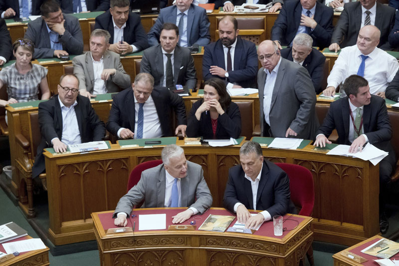 Орбаново Стоп Сорошу