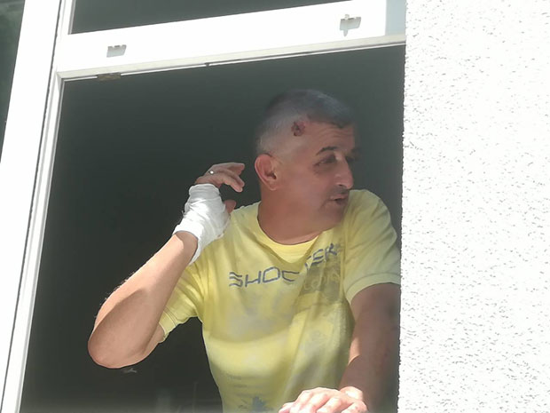 Претучен председник парламента