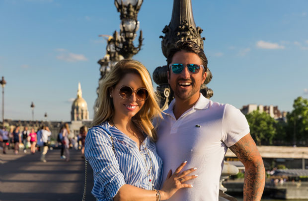 Незабораван рођендан у граду љубави: Биљана Типсаревић изненадила супруга Јанка (ФОТО)