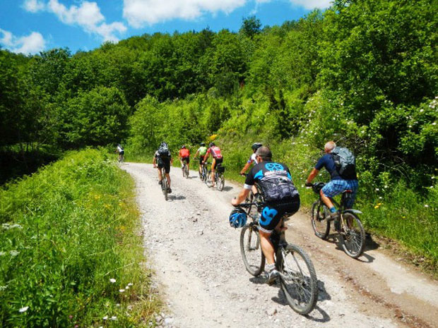 Бициклом од Краљева до Улциња