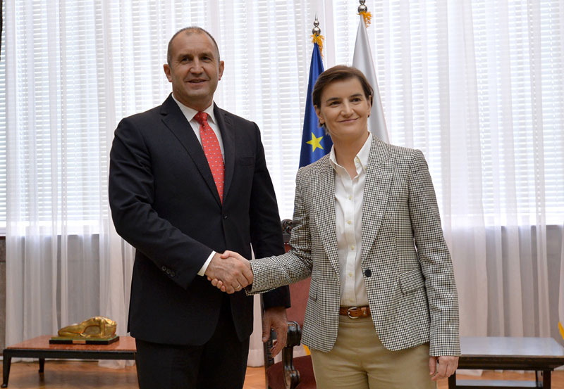 Брнабић са Радевим о економској и енергетској сарадњи; Гојковић: Заједничка будућност две државе