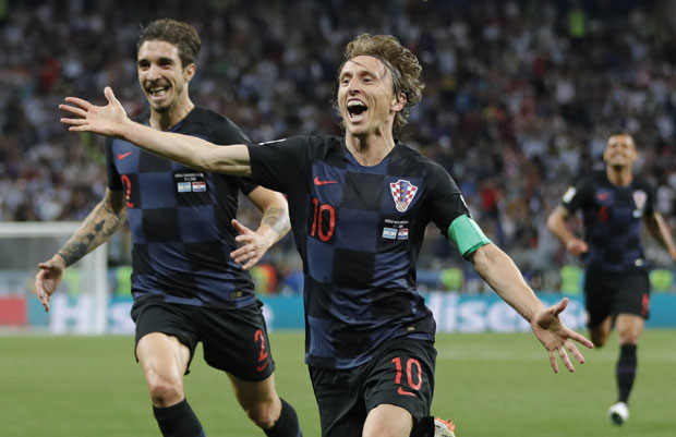 Хрвати декласирали Аргентинце, Француска у осмини финала, реми Данске и Аустралије, ФСС упозорио српске навијаче