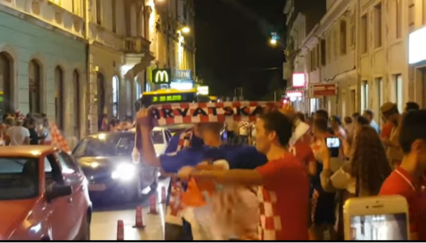 Фудбалери славе уз Томпсона, а у Пули “трешти” Ђурђевдан (ВИДЕО)