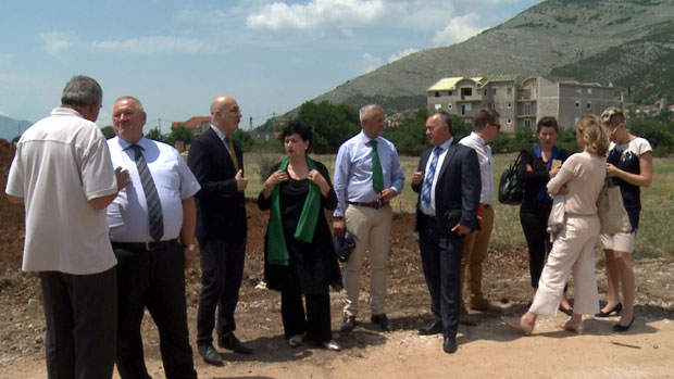 Станови за 48 избегличких породица