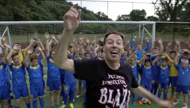 Песмом подржавају орлиће и орлове (ВИДЕО)