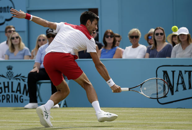 НОВАК У ФИНАЛУ: Ђоковић за пехар у Лондону!