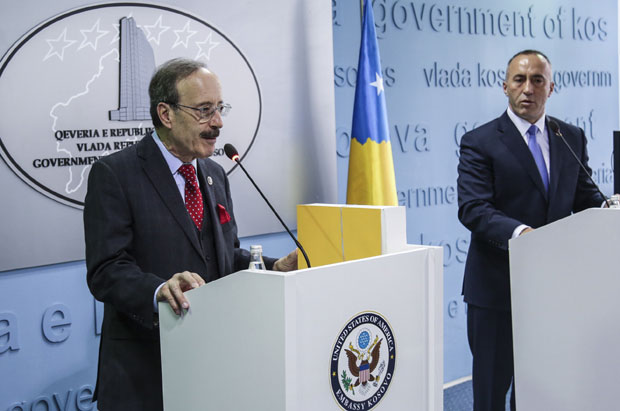 Албански лобиста: Није тачно да државе повлаче признавања Косова