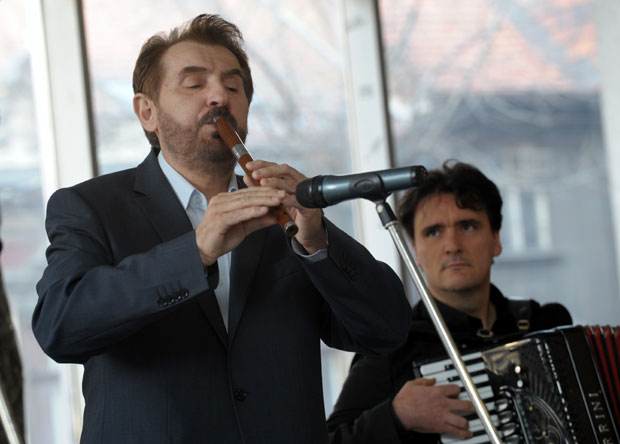 Бора Дугић краљ фруле