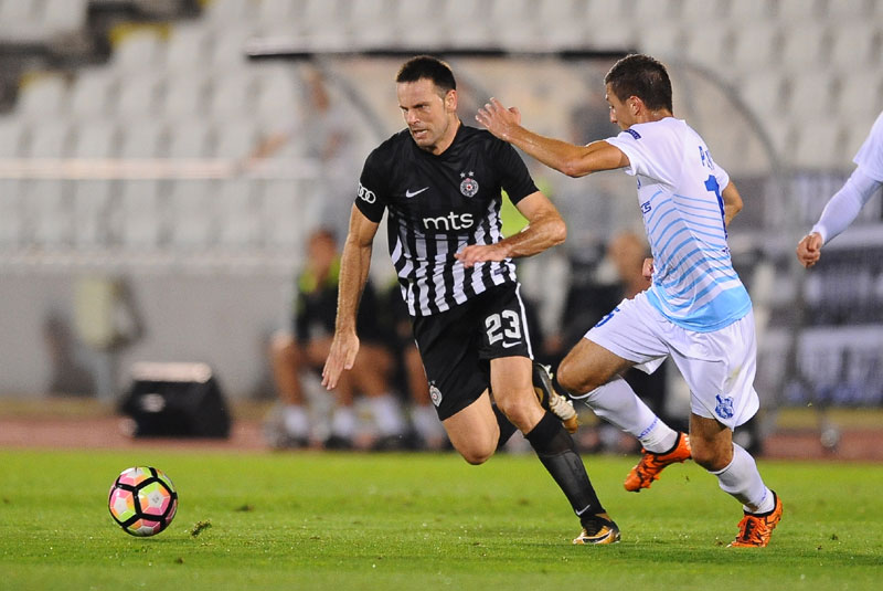 БОЈАН ОСТОЈИЋ УСКОРО НАПУШТА ПАРТИЗАН: Иностранство тек у 34. години