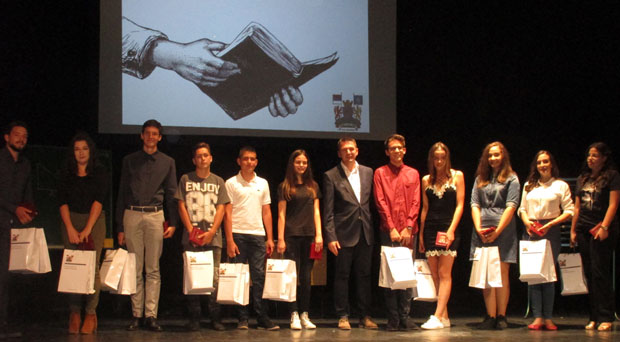 Ђаци су понос Горњег Милановца