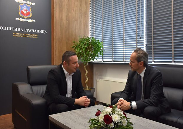 Председник општине Грачаница разговарао са аустријским амбасадором