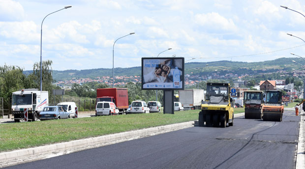 Успорено ка Карабурми и Миријеву