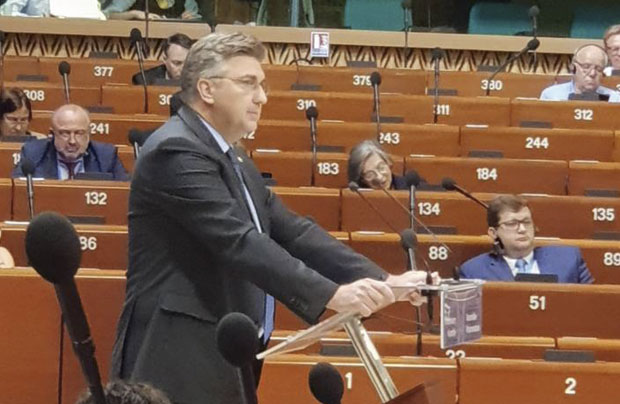 Пленковић вређао Србију