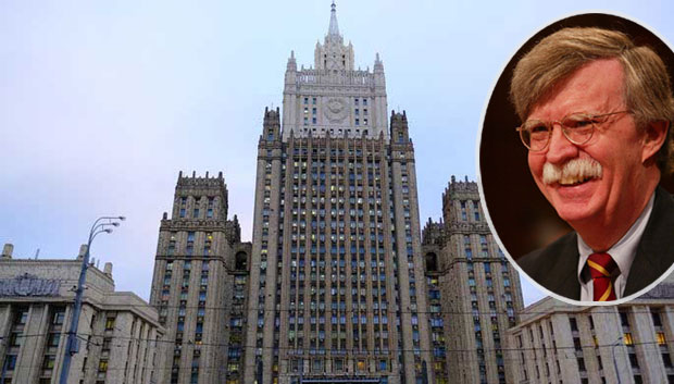 Болтон и Лавров пеглају односе