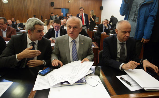 ЗАВРШЕНА СЕДНИЦА ГРАДСКЕ СКУПШТИНЕ: Ево колико ће Београђани плаћати професионалног управника зграда