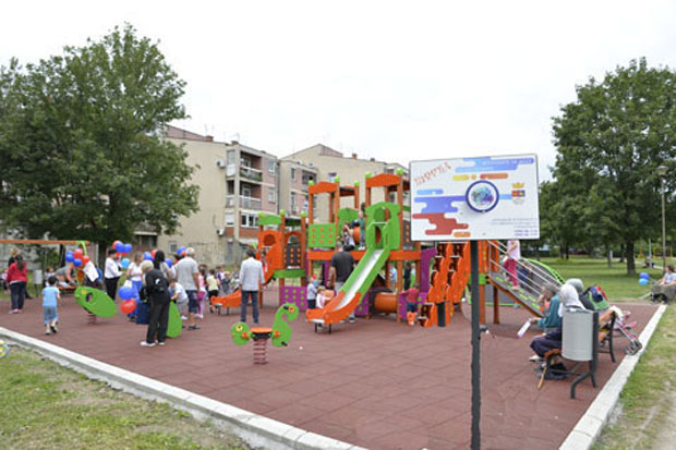 Ново игралиште у Борчи