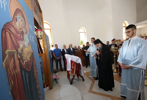 Освештана нова црква у Петроварадину 