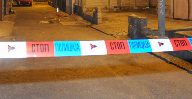 САМОУБИСТВО НА НОВОМ БЕОГРАДУ: Жена скочила за зграде