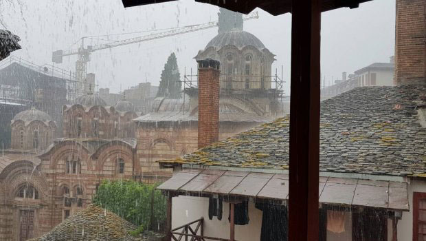 Невреме угрозило и српску светињу