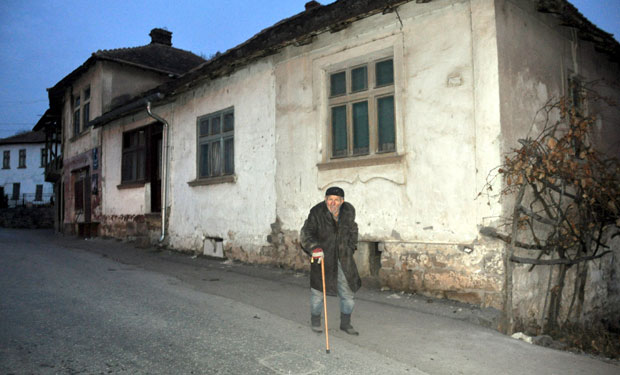 АЛАРМАНТНИ ПОДАЦИ: Ускоро ће нас бити мање од седам милиона