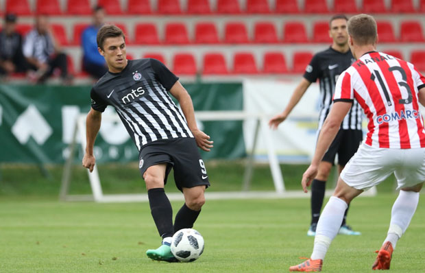 НИКОЛИЋ ПРЕШАО ТРНОВИТ ПУТ ДО ПАРТИЗАНА: Желео сам да оставим фудбал