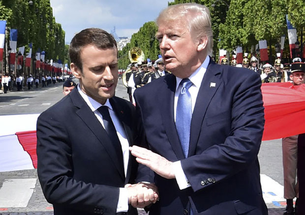 ЕВРОПСКИ ЗВАНИЧНИЦИ ТВРДЕ: Трамп убеђивао Макрона да Француска напусти ЕУ