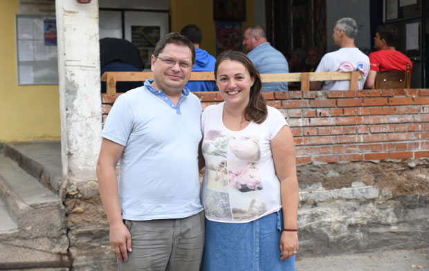 Хвали море, на селу  је здрав живот