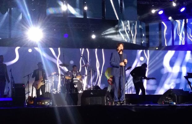  20.000 људи певало са Здравком Чолићем (ФОТО)