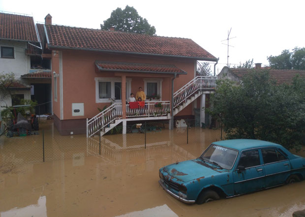 Елементарне непогоде: Што пре прикупити одштетне захтеве
