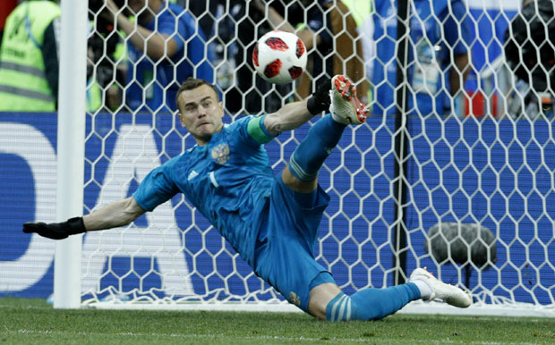 Селектор Русије: Моји момци су мушкарчине; Акинфејев: Не осећам се као играч утакмице