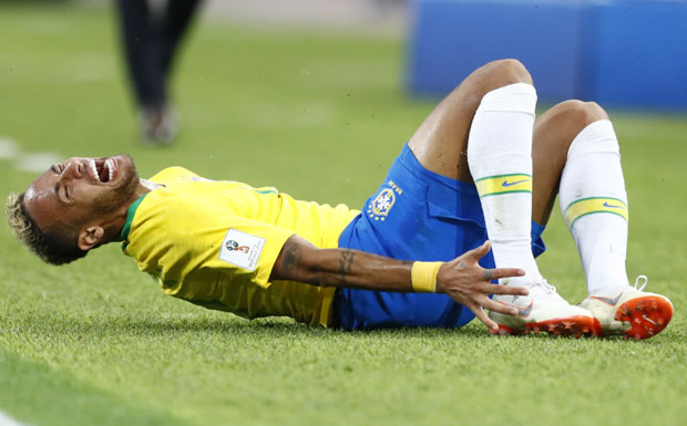 МЕКСИКАНЦИ ПРЕД МЕЧ СА БРАЗИЛОМ УПОЗОРАВАЈУ СУДИЈЕ: Нејмар је глумац