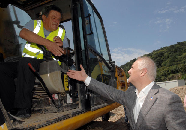 Весић у ванредној контроли радова у Раковици