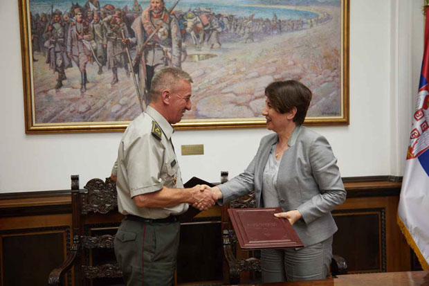 За спорт у војсци 100.000 € од Моцарта