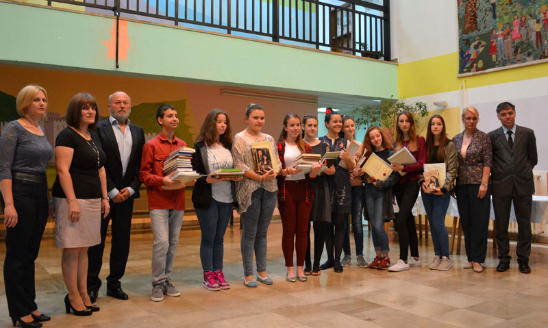 Награде из Америке и из завичаја