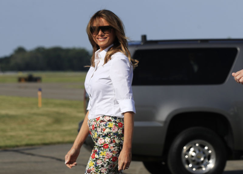 Меланија Трамп на фотографијама зарадила стотине хиљада долара