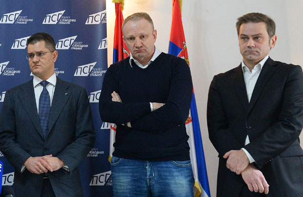 Ђилас лидере ставља на вртешку