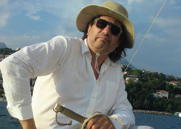 Рамбо Амадеус пева у сопственој опери