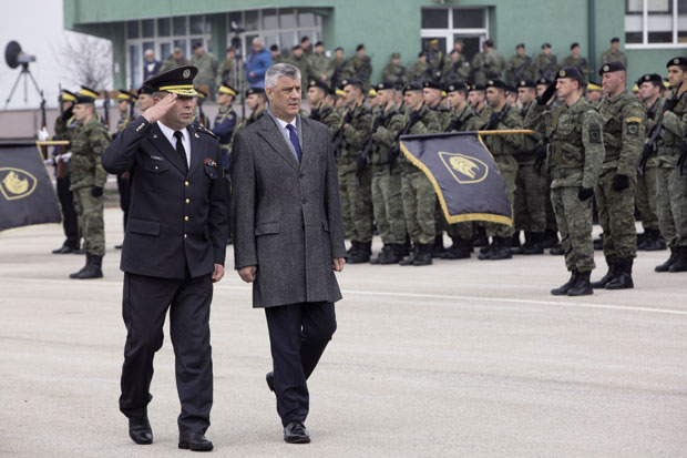 Тачијева војска се осипа