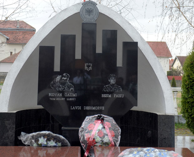 Албанци бране бисте злочинаца