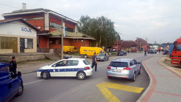 ВАТРЕНИ ОКРШАЈ У ЧАЧКУ: Две особе рањене