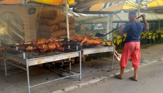 Ивањдански вашар упркос киши