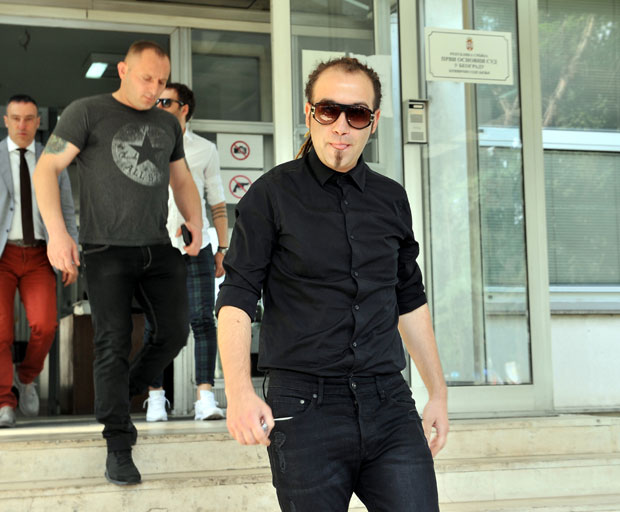 Раста повредио врат, морао на операцију