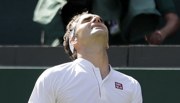 СЕНЗАЦИЈА НА ВИМБЛДОНУ: Федерер завршио такмичење, Андерсон спасао меч лопту и у маратону послао Швајцарца кући