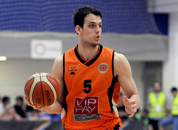 ОКУПЉАЊЕ КОШАРКАША: Позван и Немања Крстић 