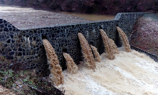 Нови Пазар спасле мини-бране 
