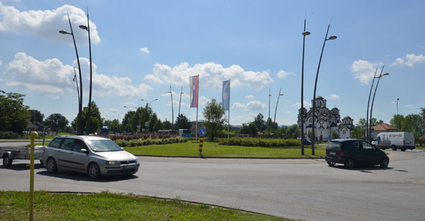 Храбрим прецима у спомен