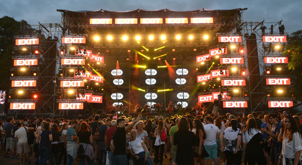 ОТВОРЕН 18. ЕГЗИТ: Ватромет емоција са Петроварадина (ФОТО+ВИДЕО)
