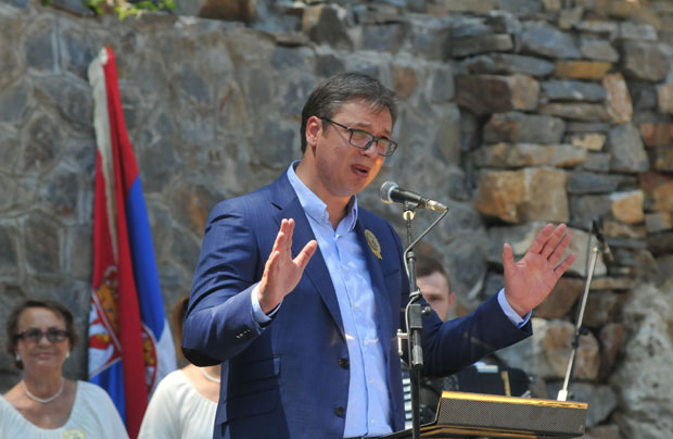 ВУЧИЋ У ВРЊАЧКОЈ БАЊИ: О будућности Србије одлучиваће грађани; Ускоро градња и аутопута Појате - Прељина (ФОТО)