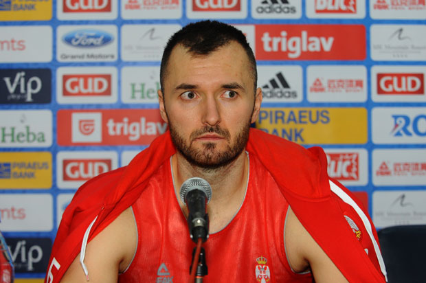 МАЧВАН О УСПЕХУ ХРВАТА: Бојим се да су многи који су навијали за фудбалску или ногометну репрезентацију уствари навијали за бранитеље и шаховницу