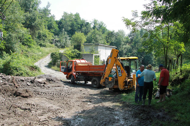Прорадило клизиште под Рудником
